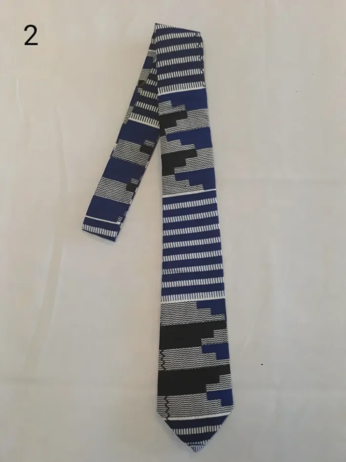 African Print Men's Tie - Image 9