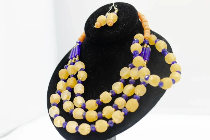 African Glass Bead Necklace Set - Image 2