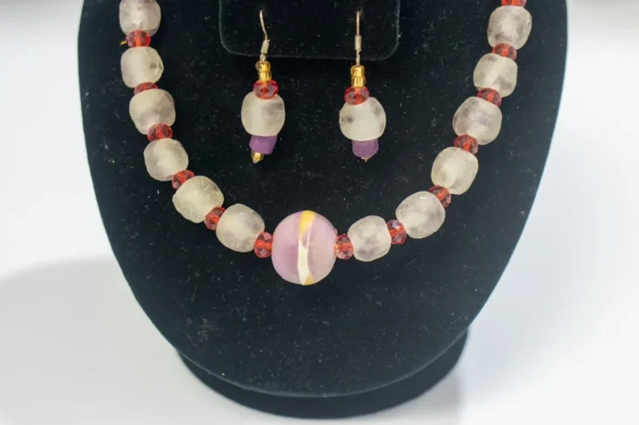 African Glass Bead Necklace Set - Image 7