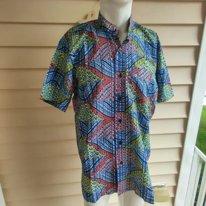 African Men's Shirt - Image 3