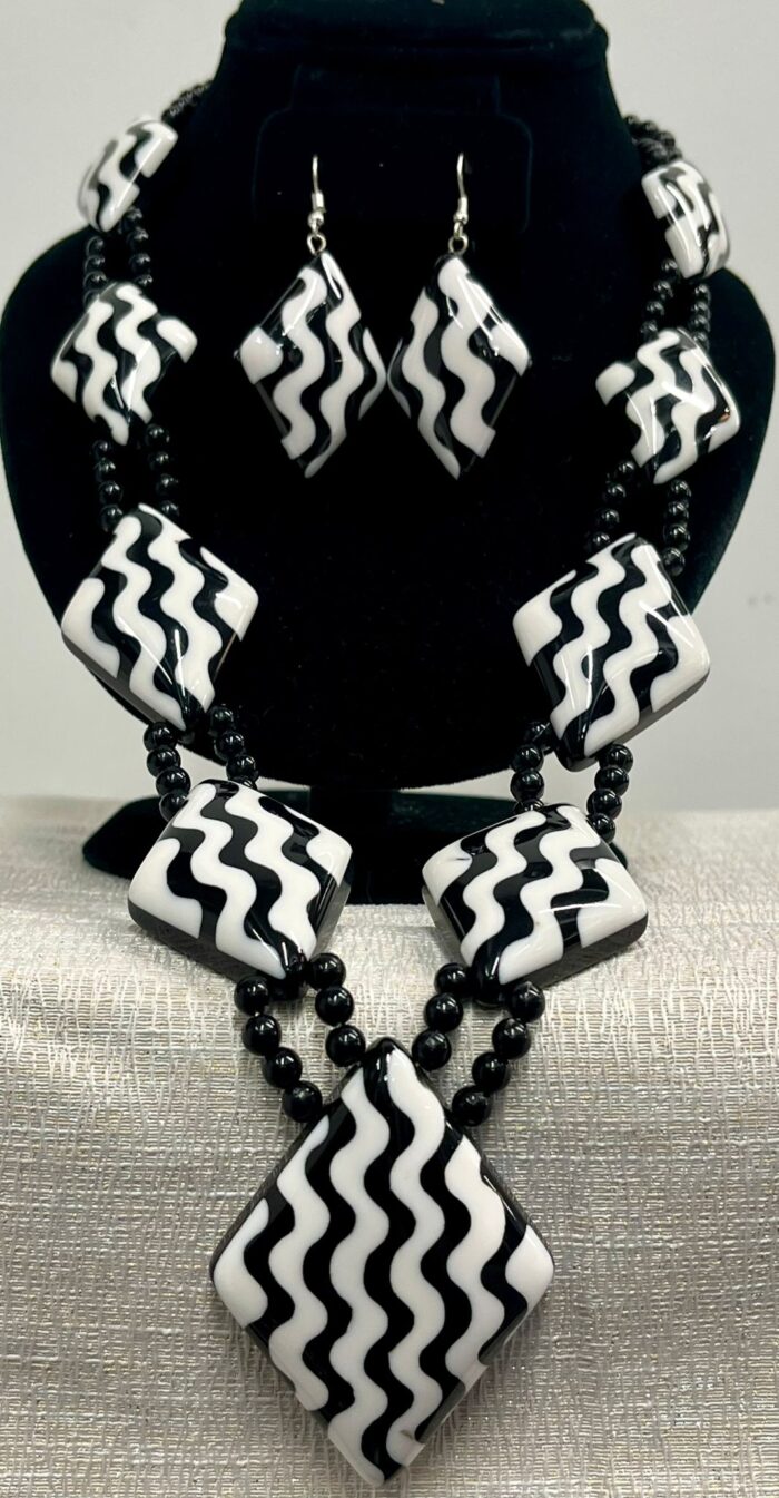 Bead Necklace Set - Image 24
