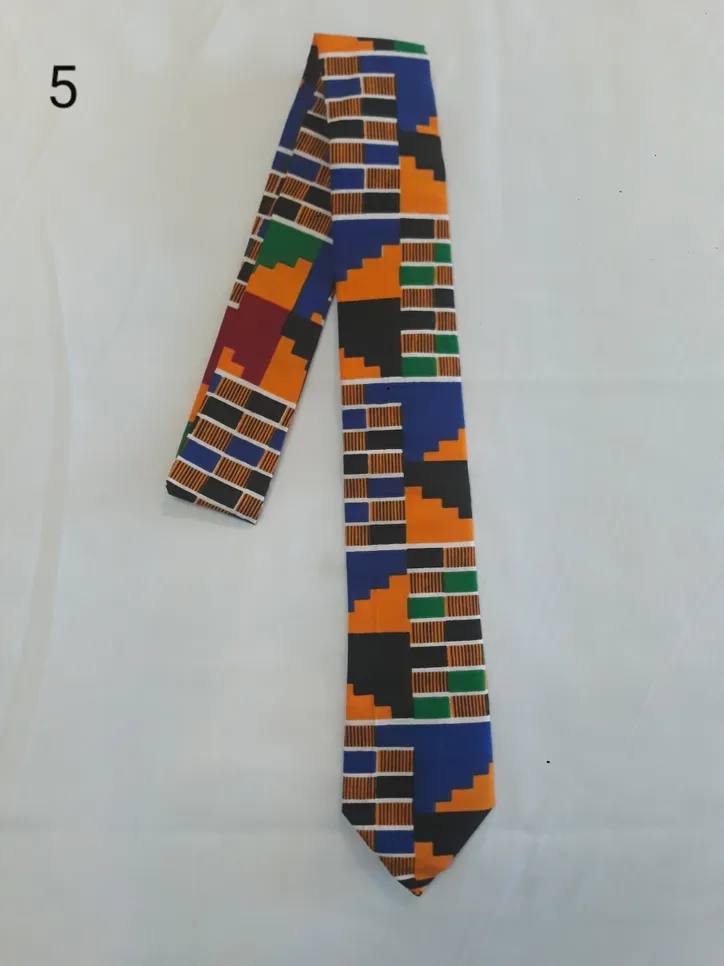 African Print Mens Tie - Image 3